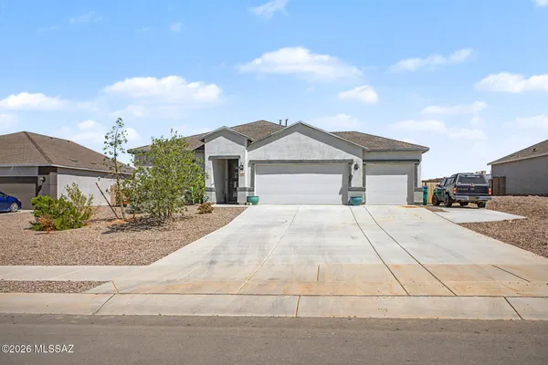 $399,999 | 530 West Lexington Street, Vail, AZ 85641