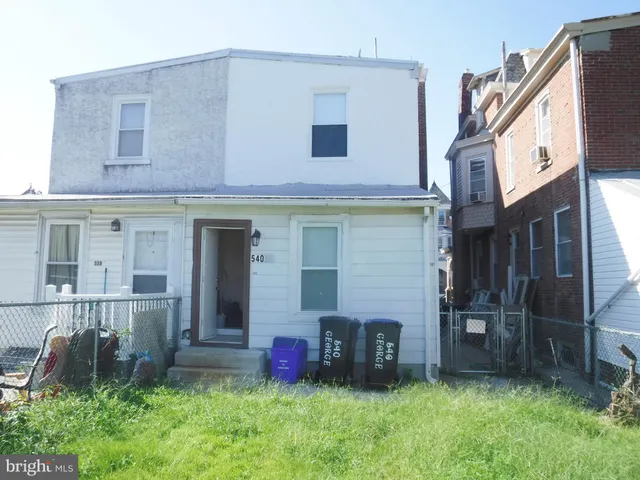 $2,895 | 540 George Street, Norristown, PA 19401