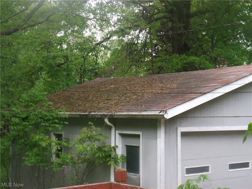 1148 Pomona Road Cleveland, OH 44121 - Photo 7 of 27 Gallery Image 7
