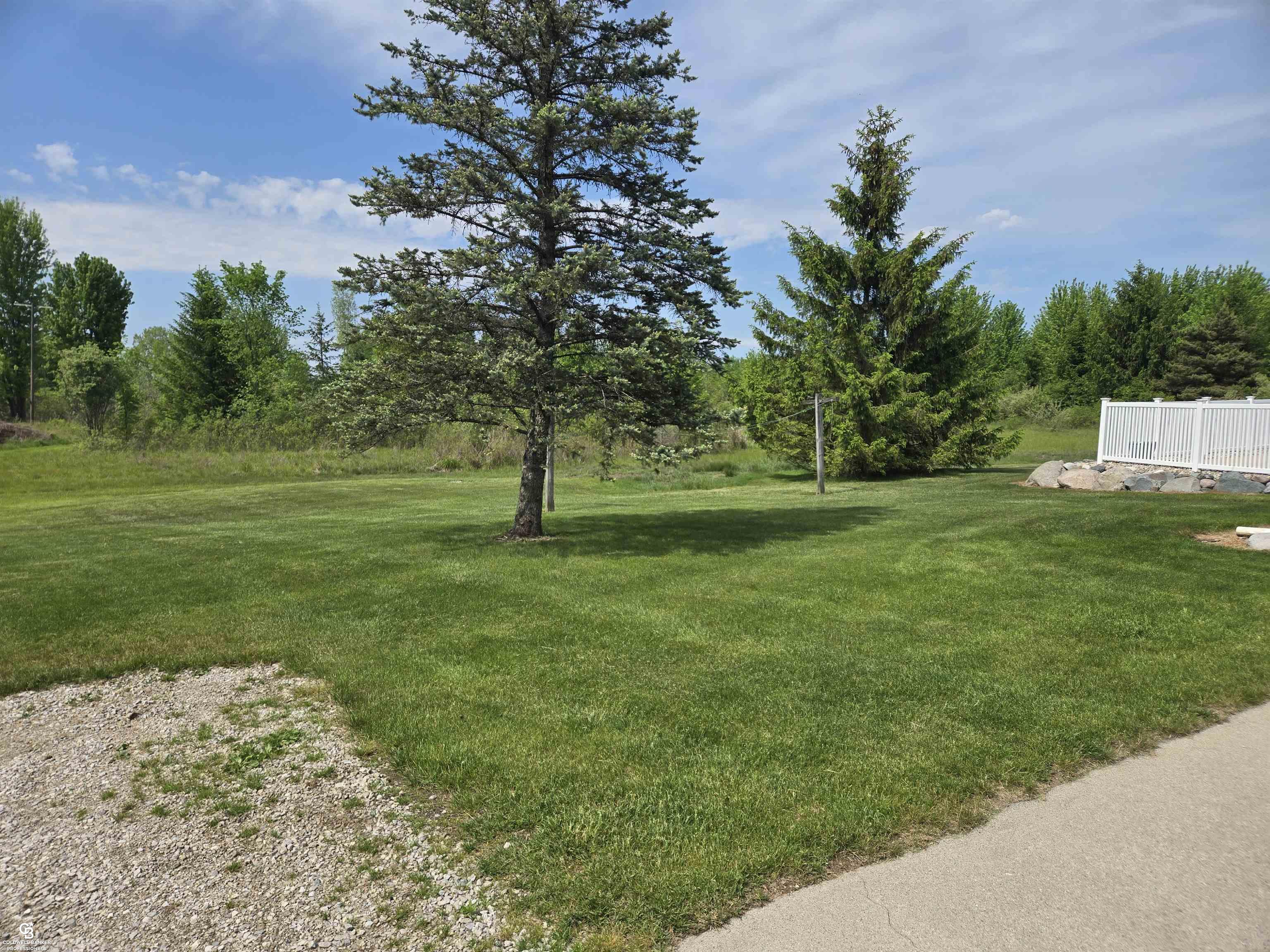 9660 Brandon Road Avoca, MI 48006 - Photo 47 of 54