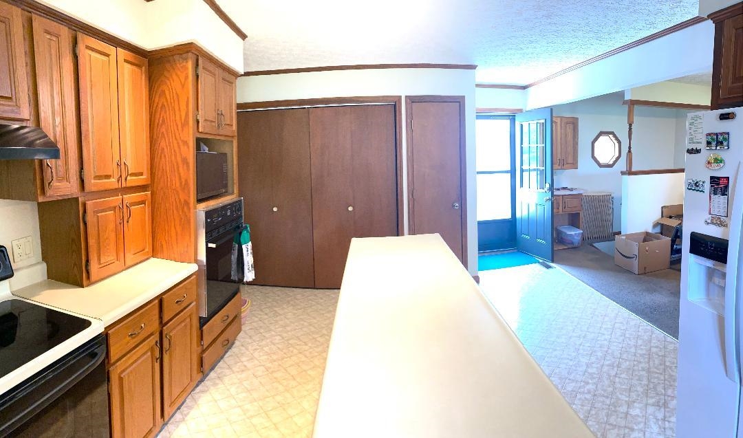 832 East Hollars Road Bloomfield, IN 47424 - Photo 14 of 36