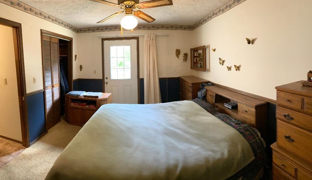 832 East Hollars Road Bloomfield, IN 47424 - Photo 17 of 36