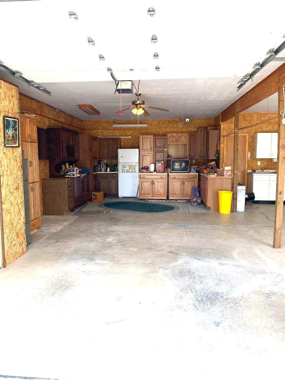 832 East Hollars Road Bloomfield, IN 47424 - Photo 29 of 36