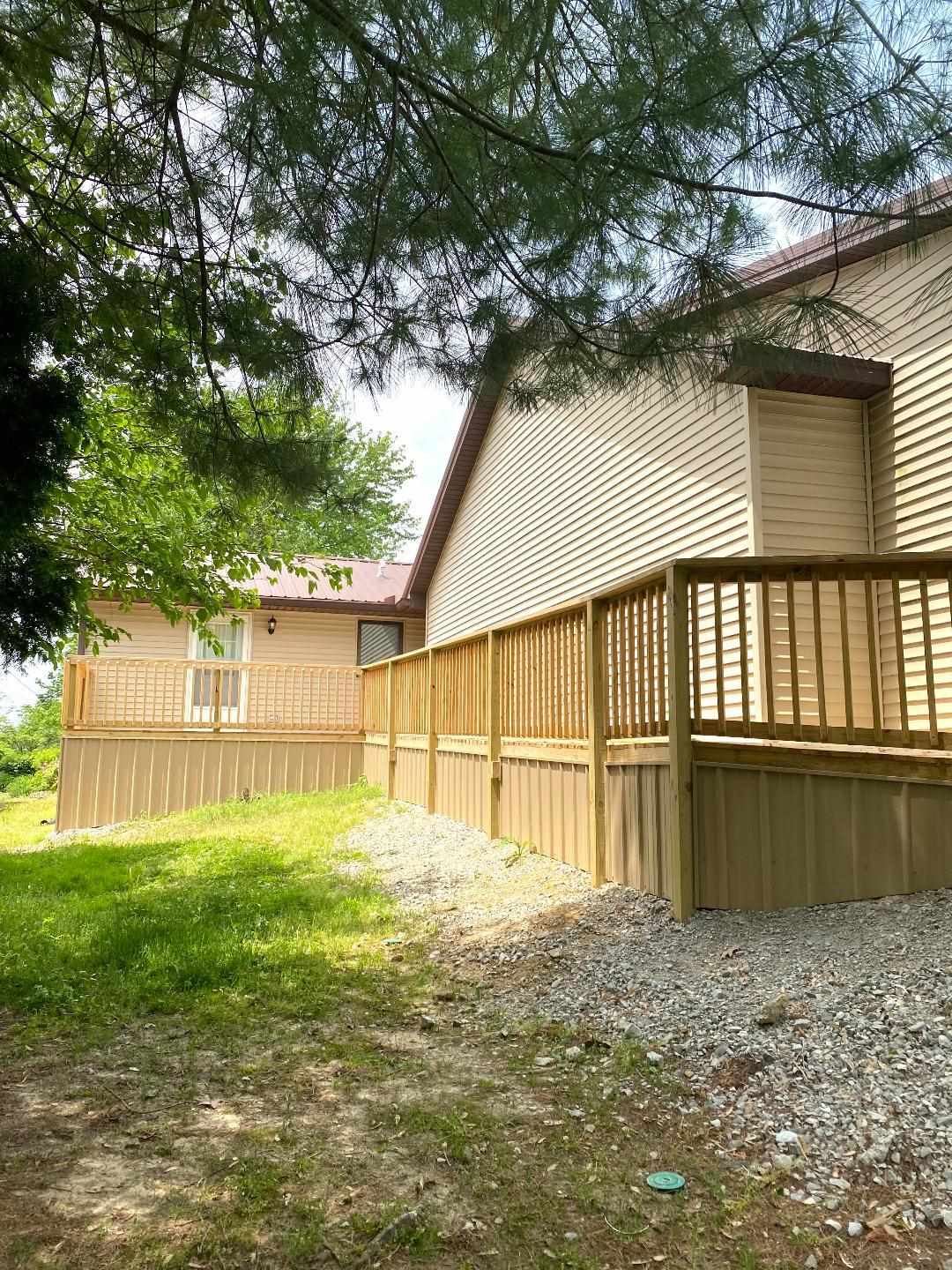 832 East Hollars Road Bloomfield, IN 47424 - Photo 5 of 36