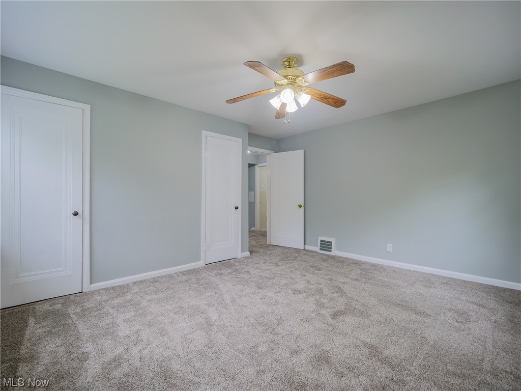 1516 Commodore Road Cleveland, OH 44124 - Photo 16 of 30