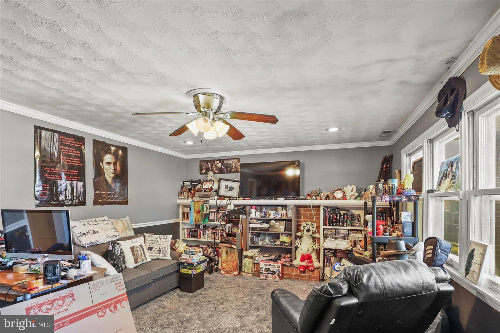 580 Norman Road York, PA 17406 - Photo 8 of 34 Gallery Image 8