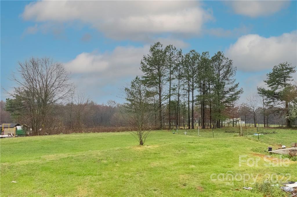 2233 Delview Road Cherryville, NC 28021 - Photo 8 of 30 Gallery Image 8