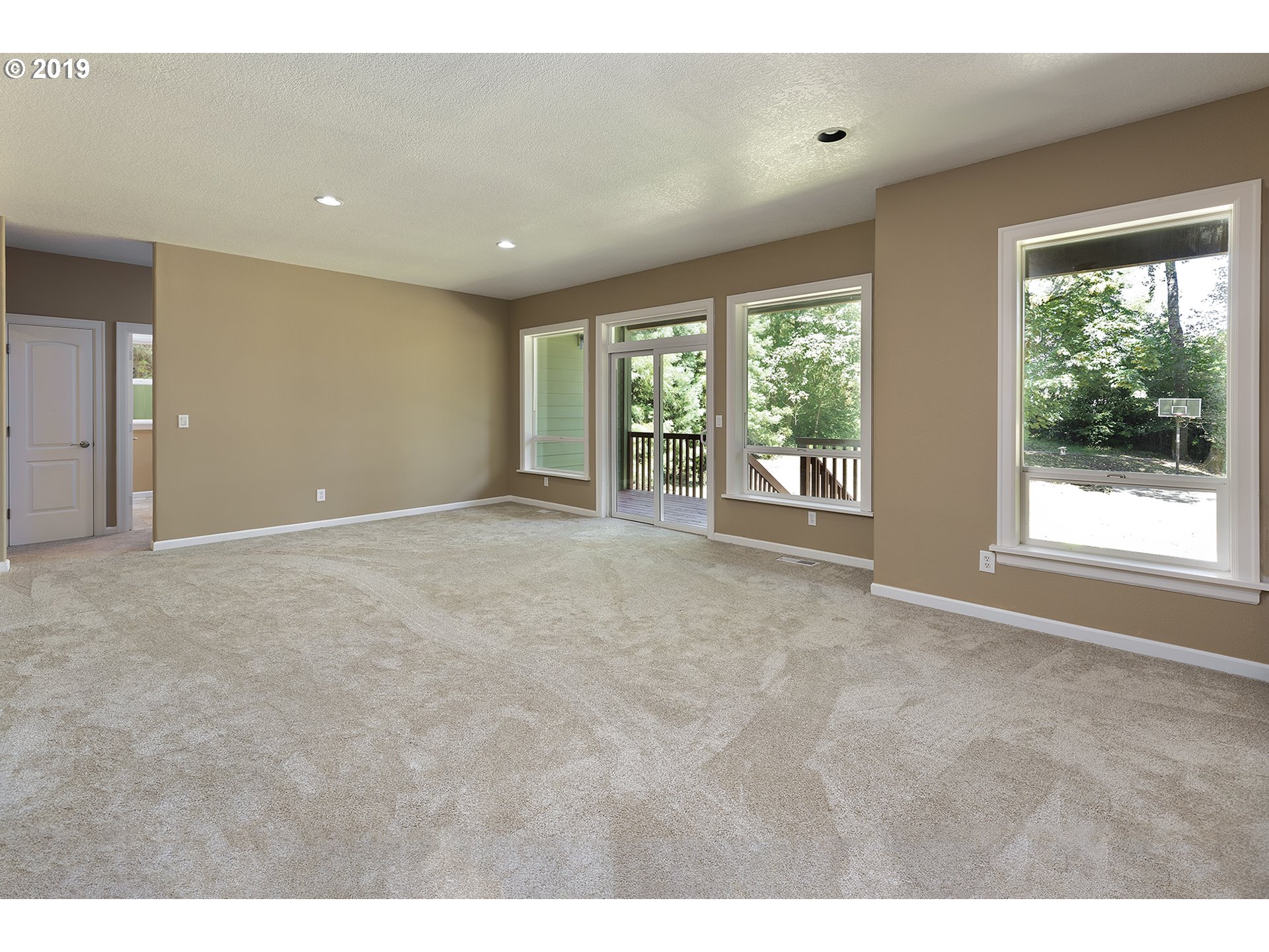 1925 Hillcrest Drive West Linn, OR 97068 - Photo 19 of 32 a view of an empty room with a window