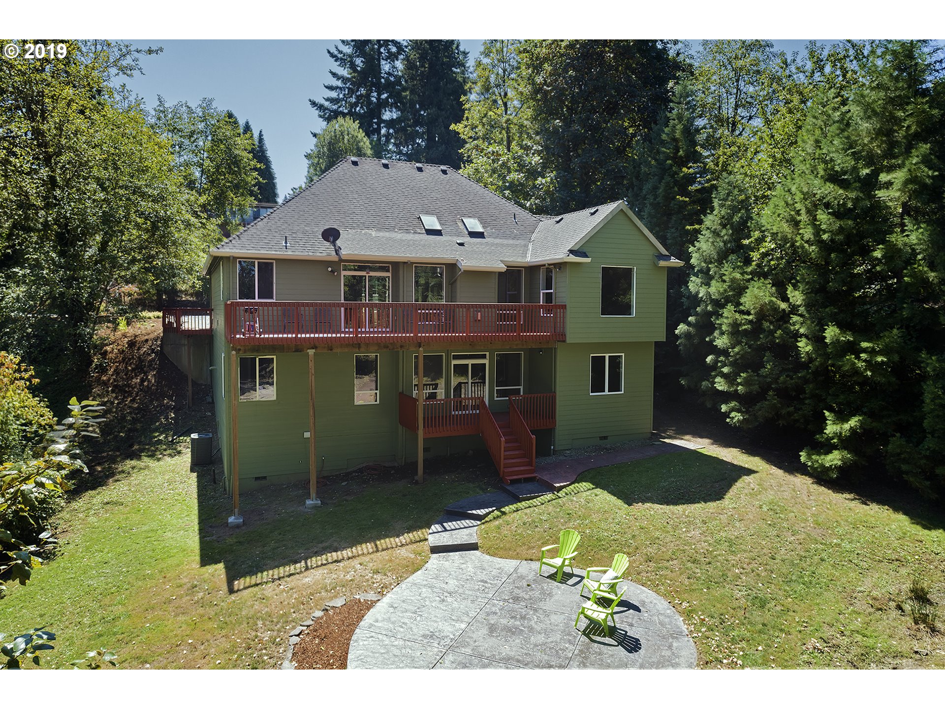 1925 Hillcrest Drive West Linn, OR 97068 - Photo 30 of 32 a aerial view of a house