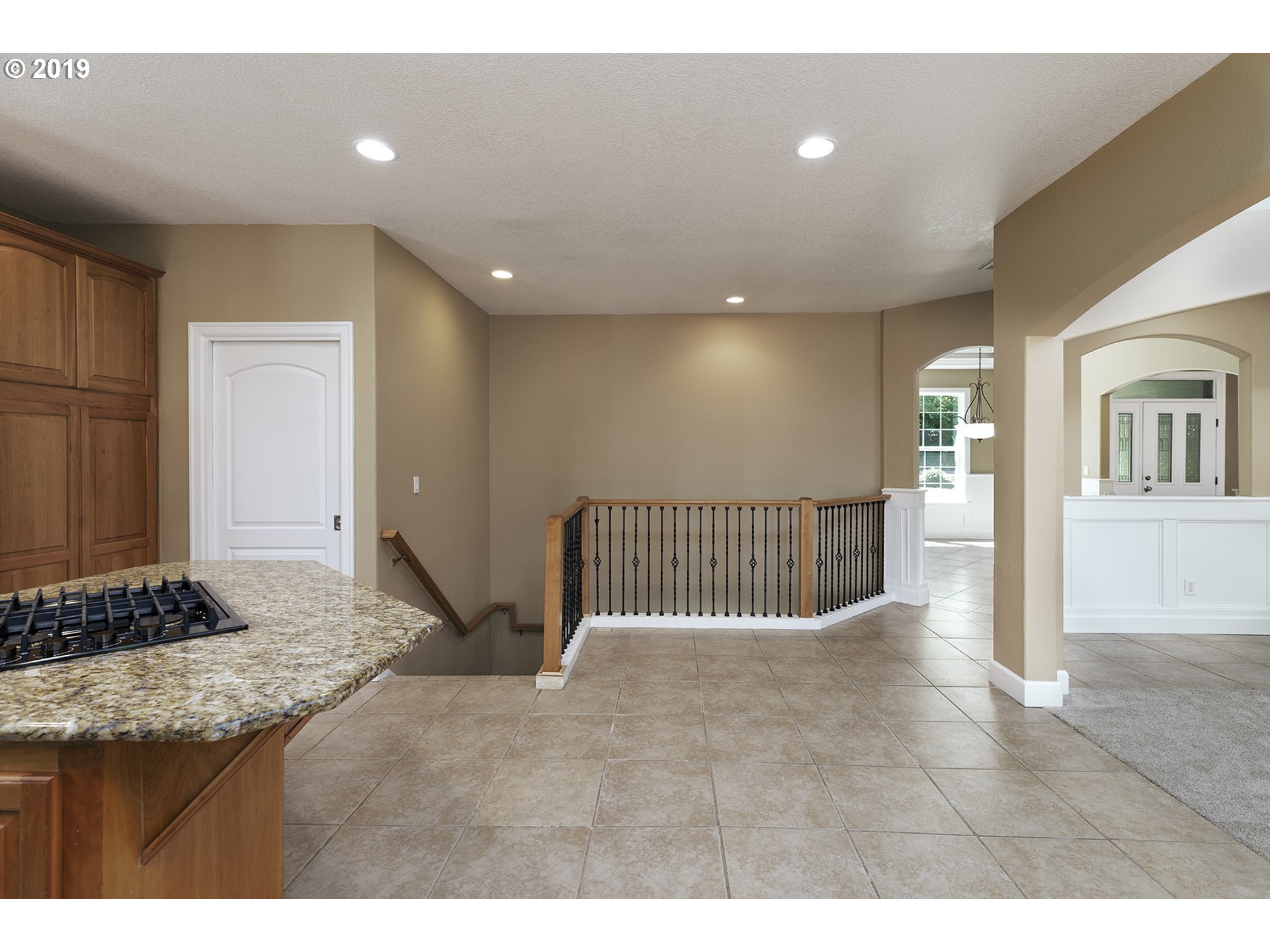 1925 Hillcrest Drive West Linn, OR 97068 - Photo 9 of 32