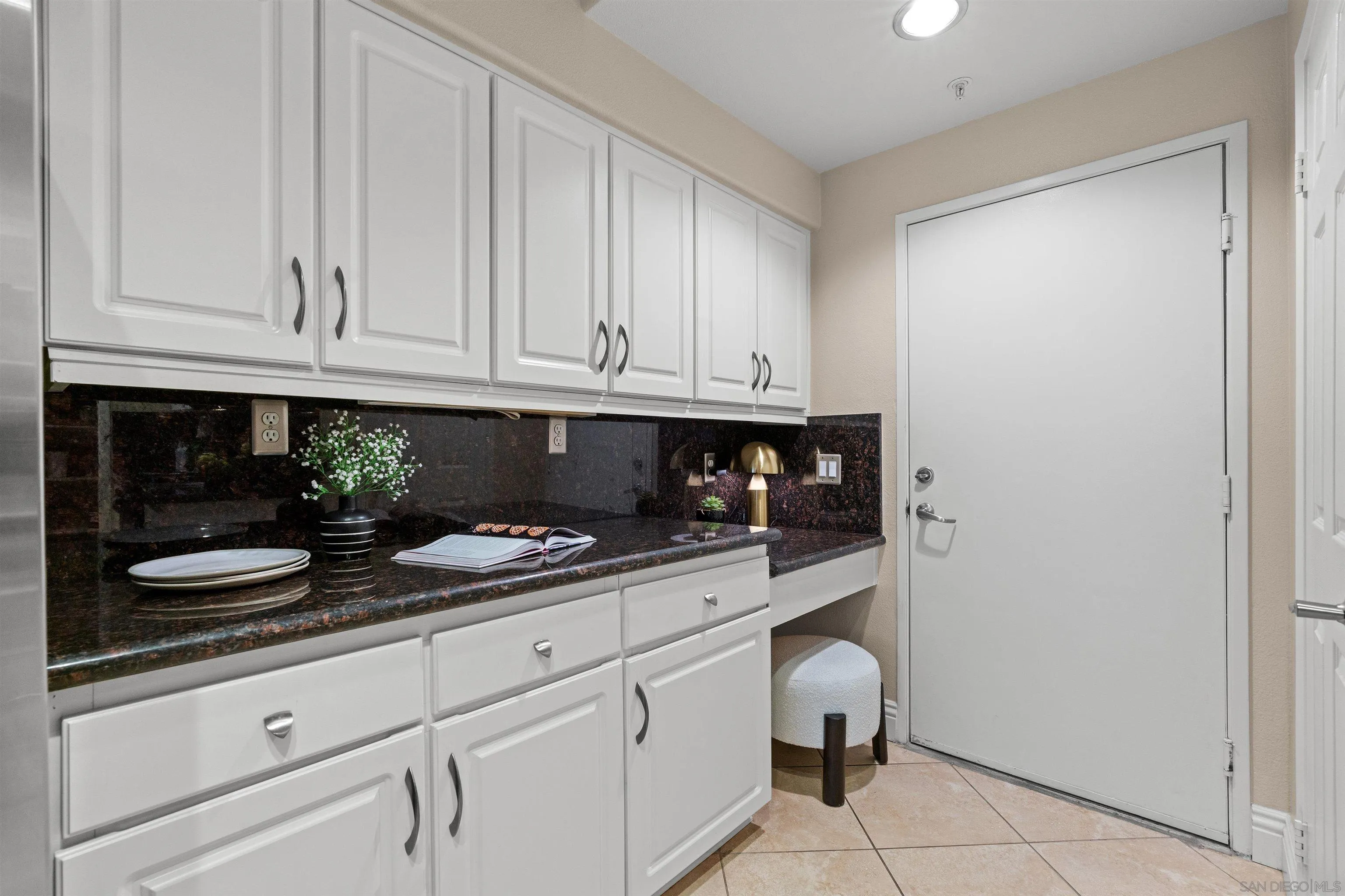 12368 Carmel Country Road, Unit 103 San Diego, CA 92130 - Photo 23 of 48