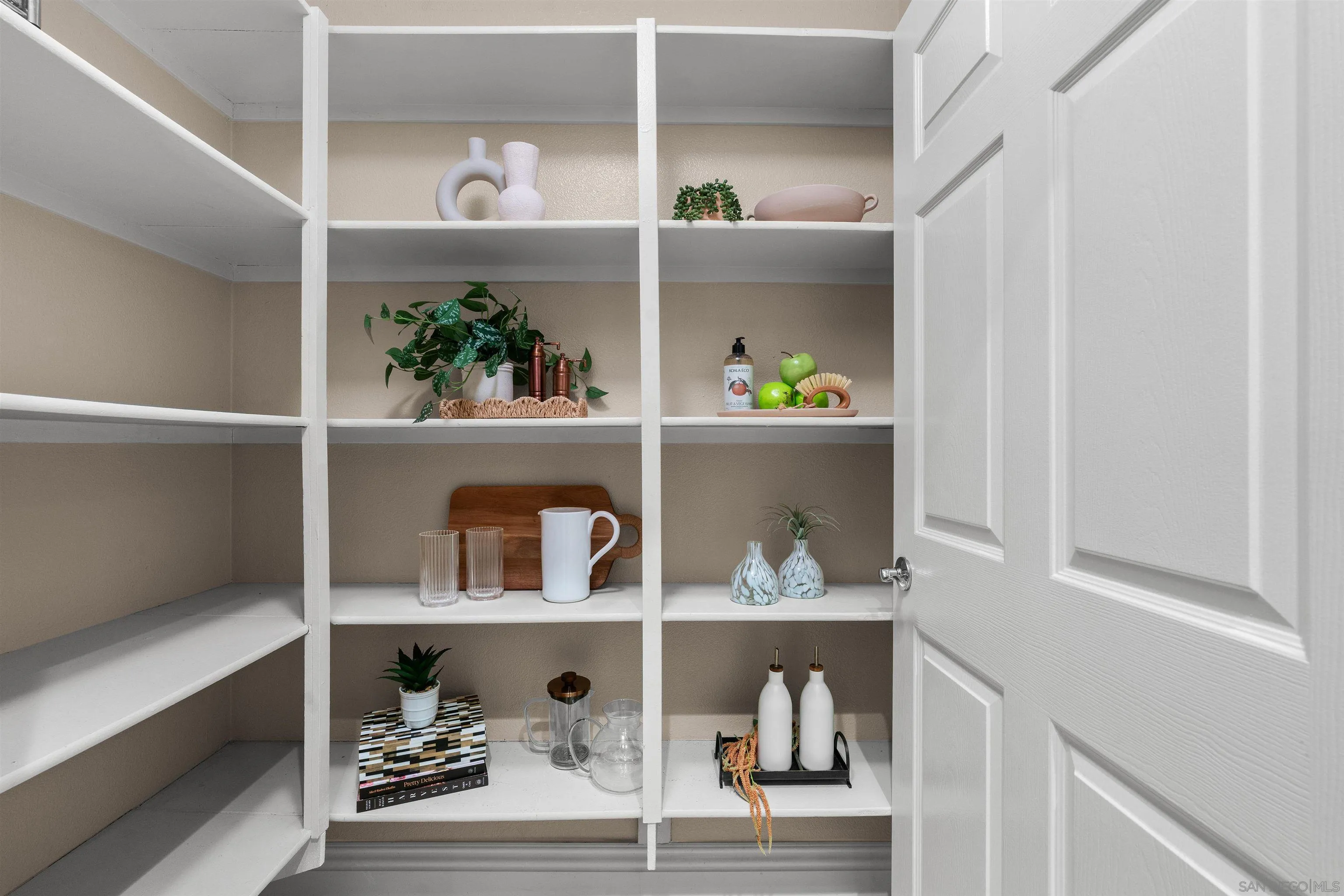 12368 Carmel Country Road, Unit 103 San Diego, CA 92130 - Photo 25 of 48