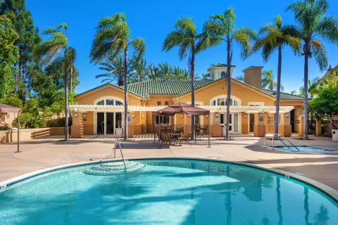 $639,000 | 12368 Carmel Country Road, Unit 103, San Diego, CA 92130