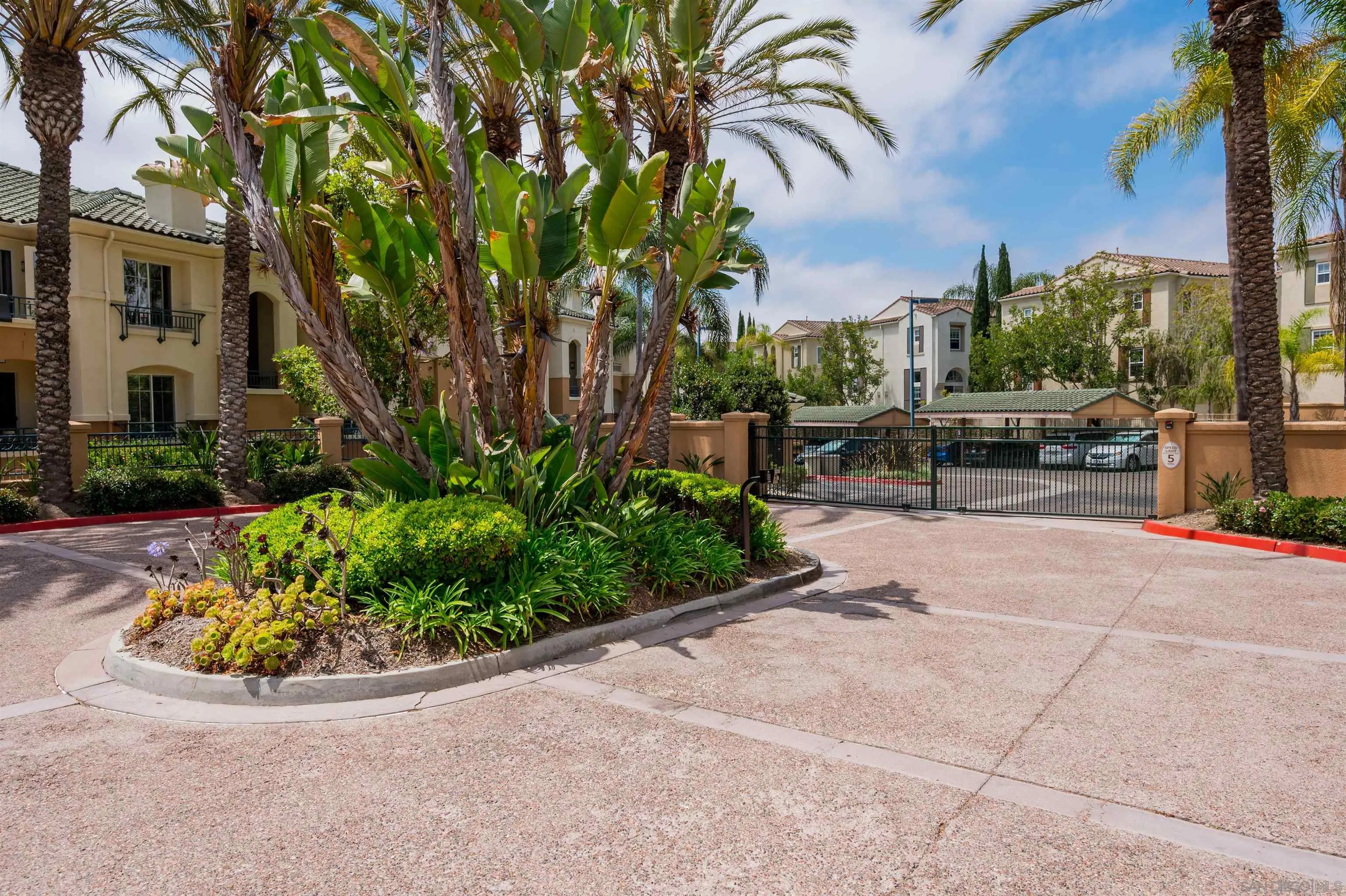 12368 Carmel Country Road, Unit 103 San Diego, CA 92130 - Photo 46 of 48