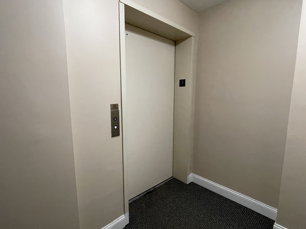 5170 Washington Street, Unit 3 Boston, MA 02132 - Photo 36 of 42 a view of small space