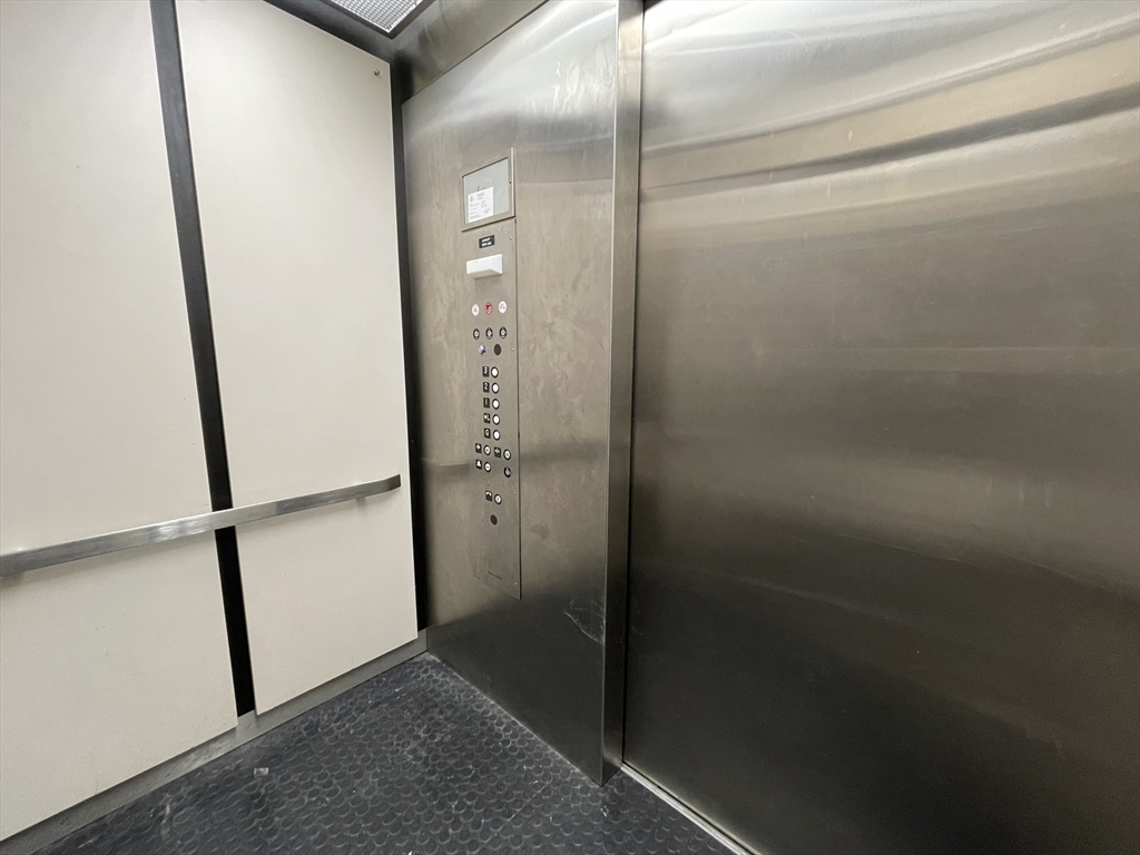 5170 Washington Street, Unit 3 Boston, MA 02132 - Photo 37 of 42 a bathroom with a shower