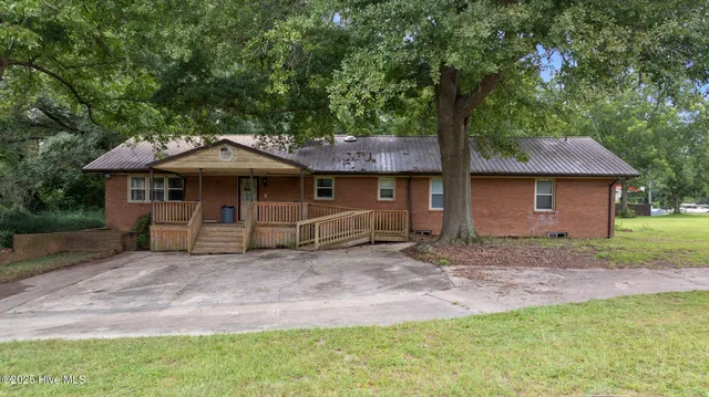 $210,000 | 3901 South Highway 117 Alt Highway, Dudley, NC 28333