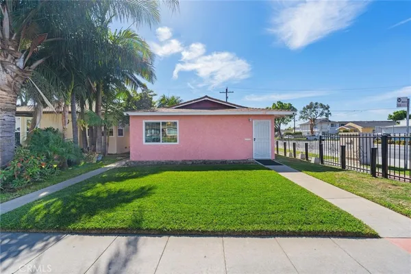 $639,000 | 706 East Palmer Street, Compton, CA 90221