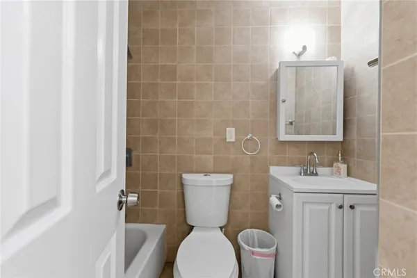 $639,000 | 706 East Palmer Street, Compton, CA 90221