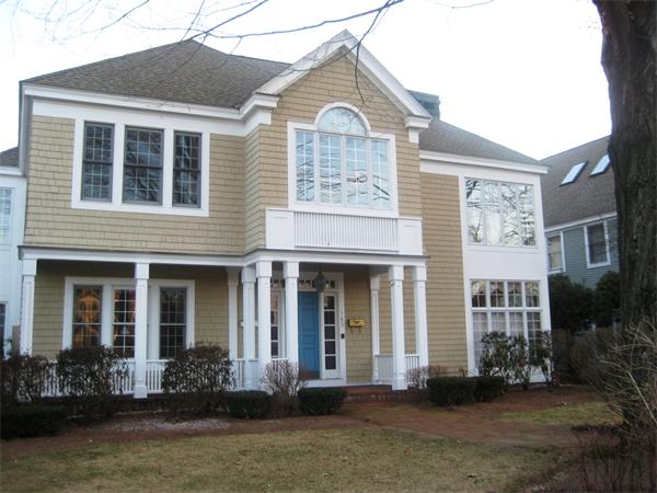 185 Sumner Avenue, Unit 185 Springfield, MA 01108 - Photo 19 of 23 a front view of a house