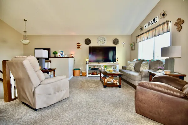 $299,900 | 412 Bluebird Street, Mora, MN 55051