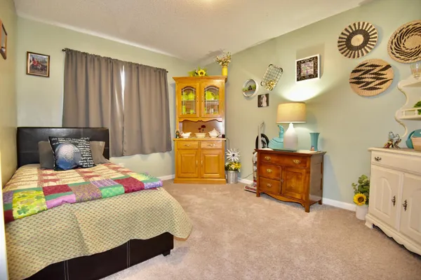 $299,900 | 412 Bluebird Street, Mora, MN 55051