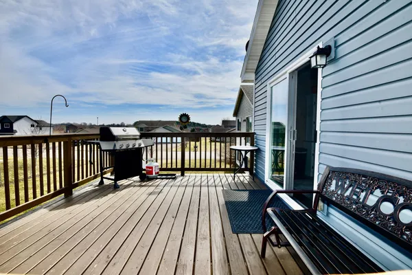 $299,900 | 412 Bluebird Street, Mora, MN 55051