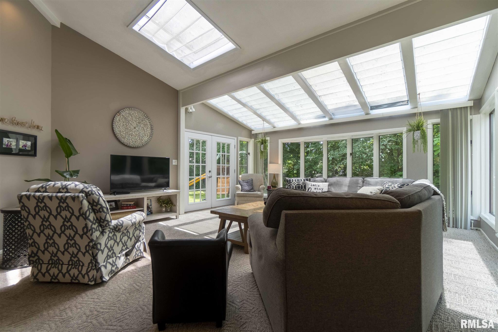 6234 North Post Oak Road Peoria, IL 61615 - Photo 16 of 43 Gallery Image 16