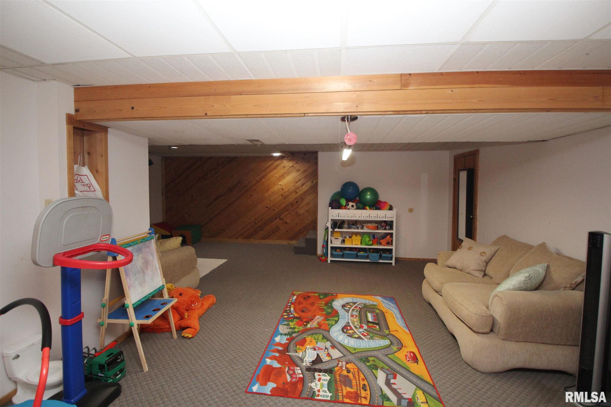 6234 North Post Oak Road Peoria, IL 61615 - Photo 35 of 43 Gallery Image 35