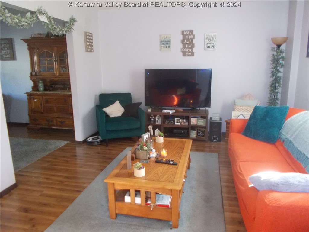 5379 Big Tyler Road, Unit 603 Charleston, WV 25313 - Photo 3 of 19 Gallery Image 3