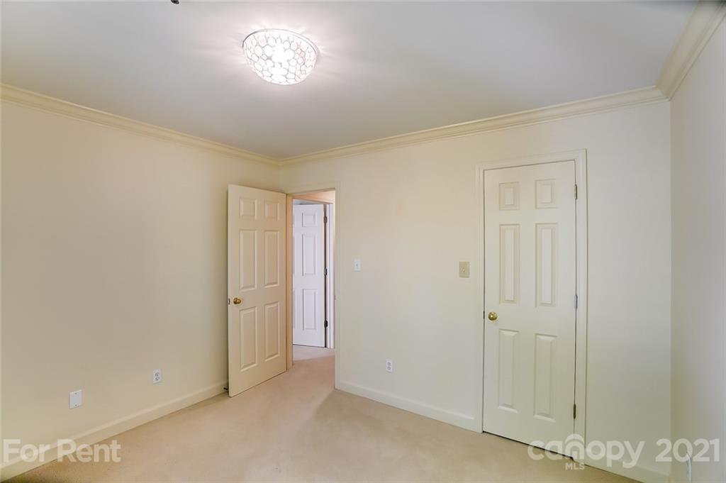 416 Queens Road Charlotte, NC 28207 - Photo 18 of 25 a view of an empty room