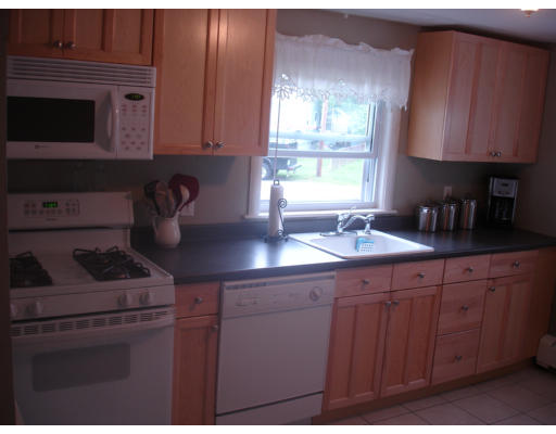 153 Codman Road Norwood, MA 02062 - Photo 11 of 20 Gallery Image 11