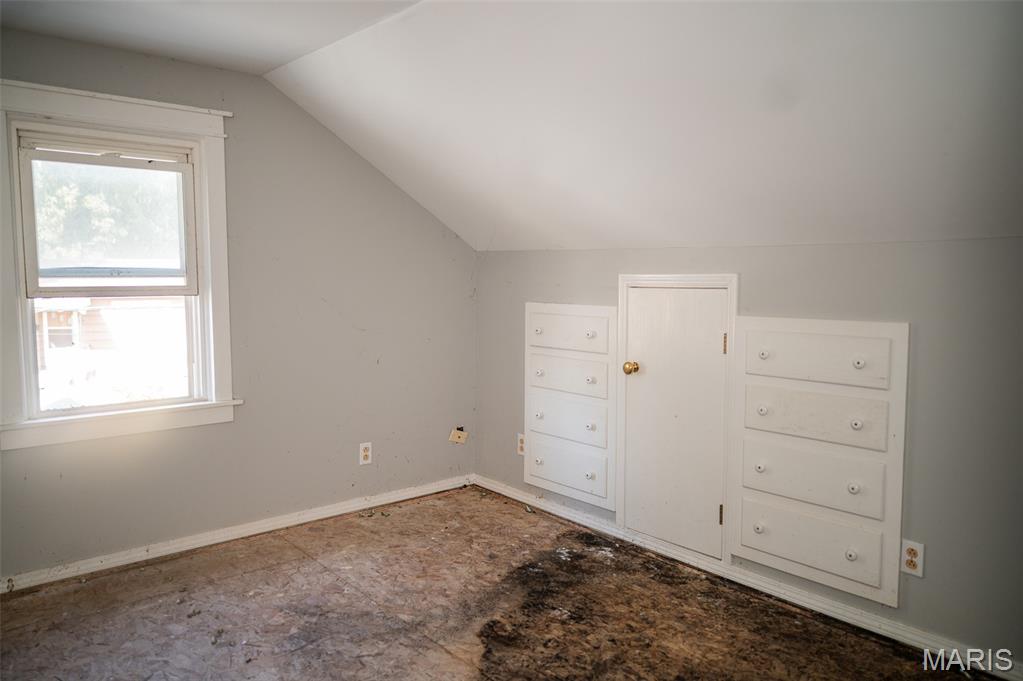 694 Market Street Ste. Genevieve, MO 63670 - Photo 14 of 28