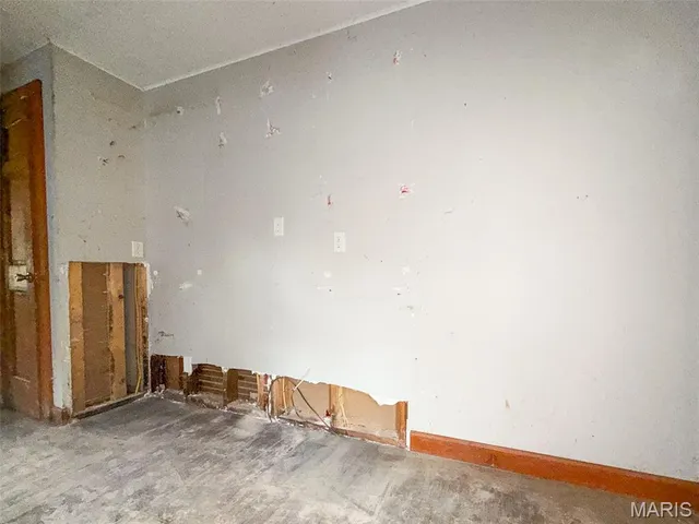 $100,000 | 694 Market Street, Ste. Genevieve, MO 63670