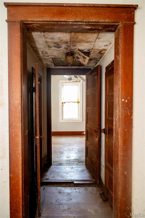 694 Market Street Ste. Genevieve, MO 63670 - Photo 4 of 28