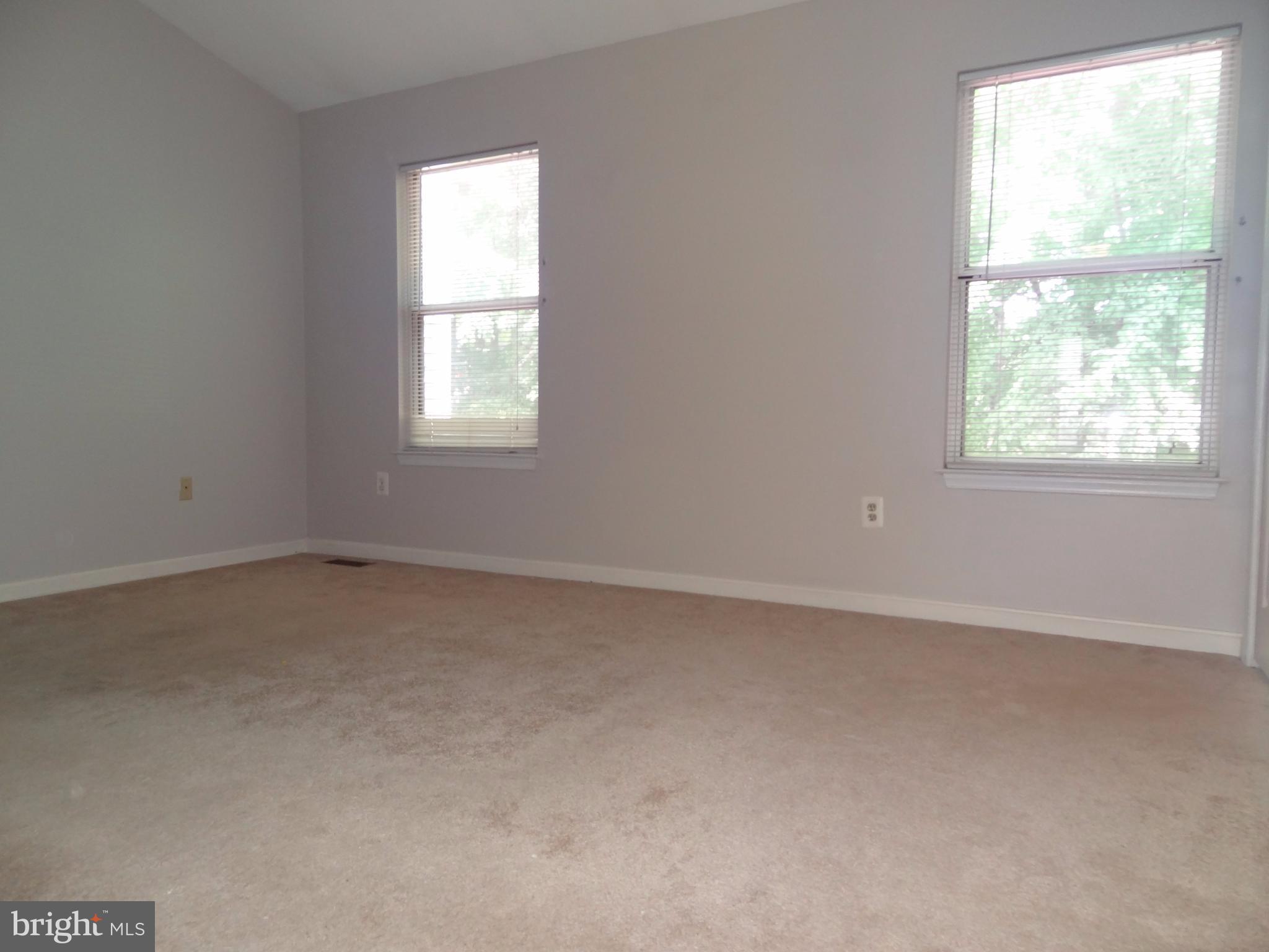 1136 Ingate Road Halethorpe, MD 21227 - Photo 17 of 30 Bedroom (Master)