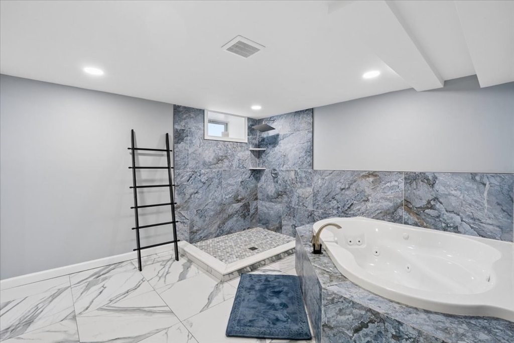 22 Lippold Street Methuen, MA 01844 - Photo 30 of 42