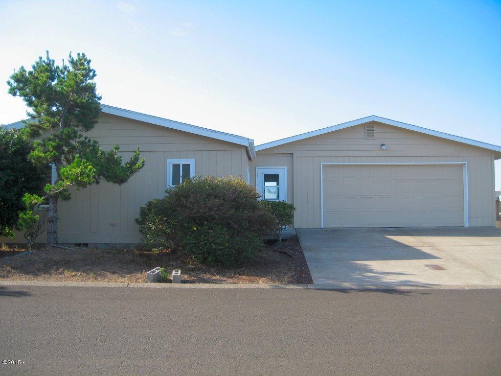 628 Northeast 57th Street Newport, OR 97365 - Photo 14 of 18 Front of Home