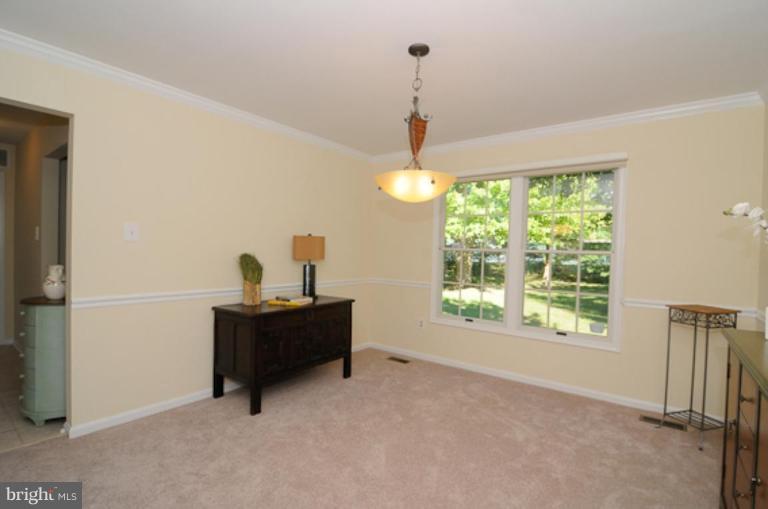 312 Canterfield Road Annapolis, MD 21403 - Photo 23 of 24 Dining Room #2
