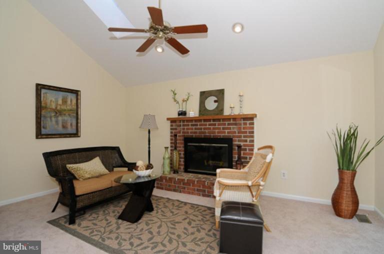 312 Canterfield Road Annapolis, MD 21403 - Photo 8 of 24 Family Room