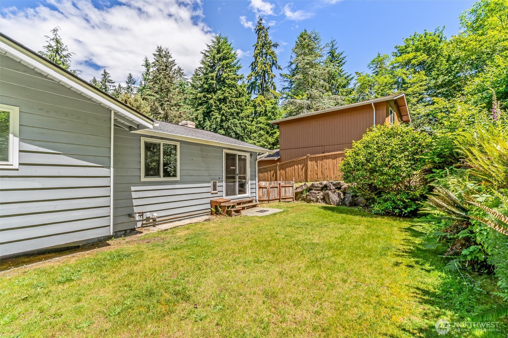 8830 Shell Place Edmonds, WA 98026 - Photo 33 of 39