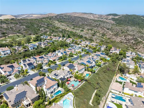 $2,880,000 | 15 Calle Gaulteria, San Clemente, CA 92673