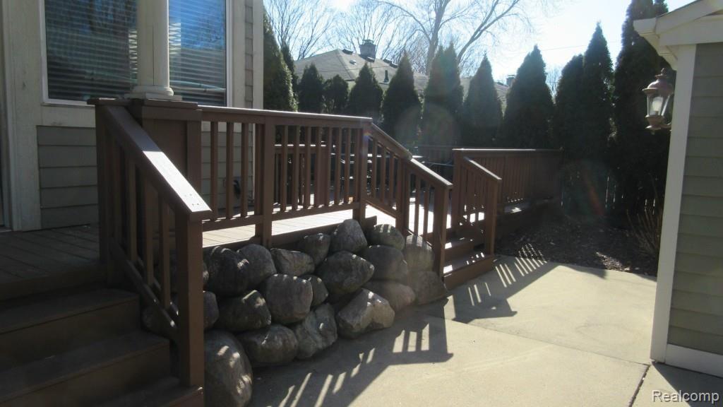 1026 West Webster Road Royal Oak, MI 48073 - Photo 17 of 20 IMG_2468.jpg