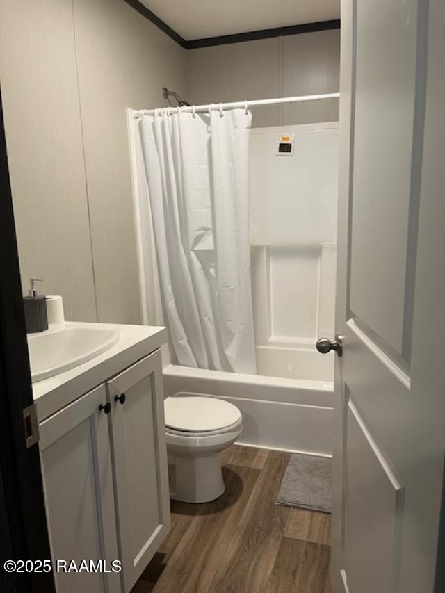 310 South Larriviere Road Youngsville, LA 70592 - Photo 10 of 16 2nd Bathroom
