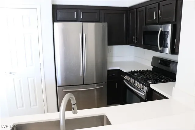 $1,775 | 50 Aura De Blanco Street, Unit 13202, Henderson, NV 89074