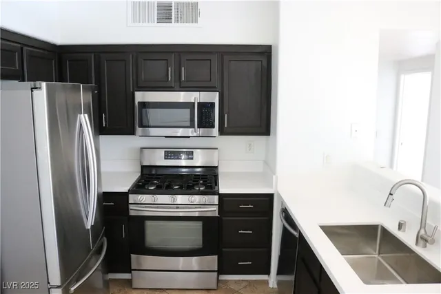 $1,775 | 50 Aura De Blanco Street, Unit 13202, Henderson, NV 89074