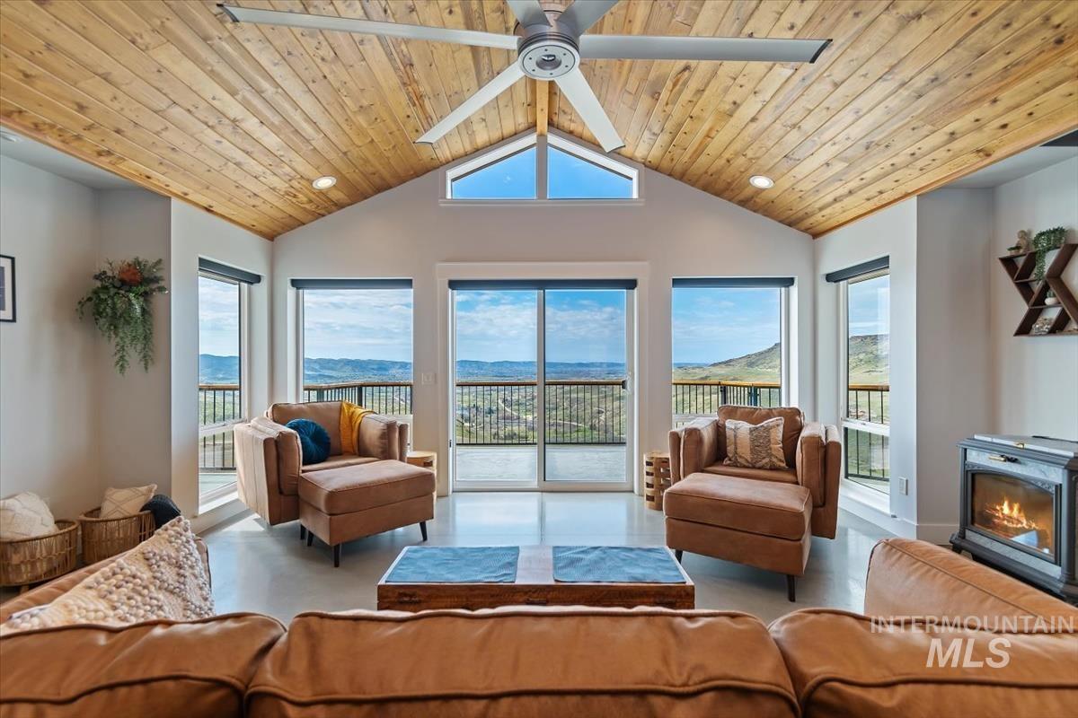 5225 Spring Creek Road Emmett, ID 83617 - Photo 7 of 46