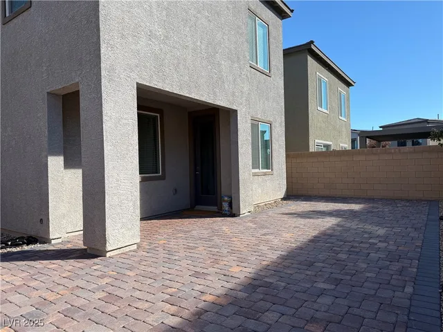 $2,545 | 8851 Flora Run Avenue, Las Vegas, NV 89166