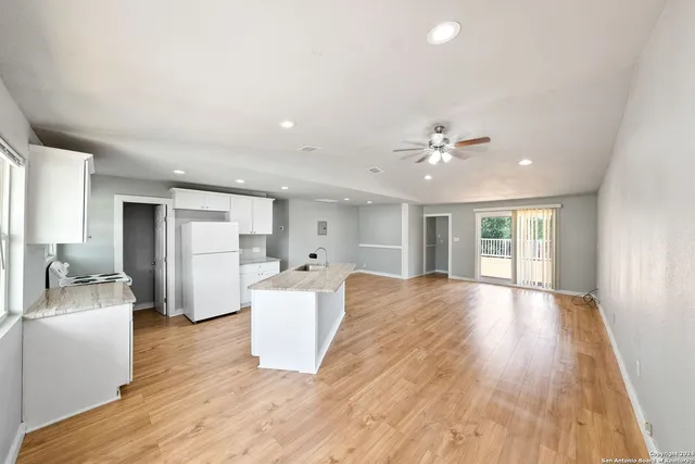 $449,000 | 2792 Woodcrest Drive, Canyon Lake, TX 78133