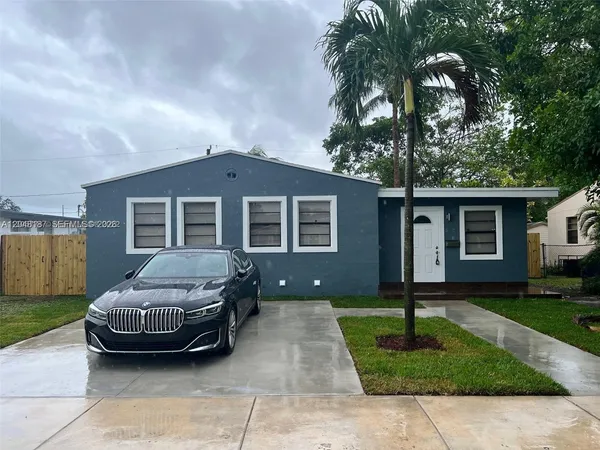 $3,900 | 2130 Funston Street, Unit 2130, Hollywood, FL 33020